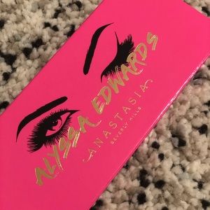 Anastasia Eyeshadow Palette